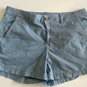 American Eagle Khaki Midi Shorts SZ 16
